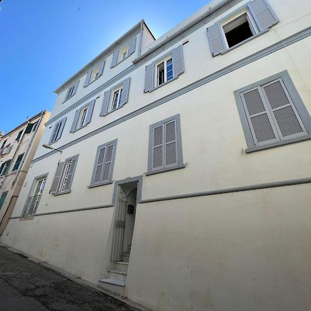 Budget-Friendly 1Br In The City Center Gibraltar Buitenkant foto